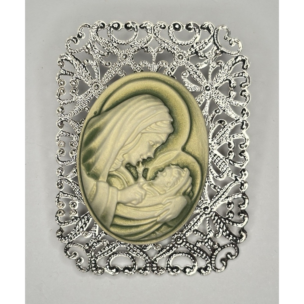 Madonna Child Resin Cameo Brooch Silver Tone Filigree Religious Pin